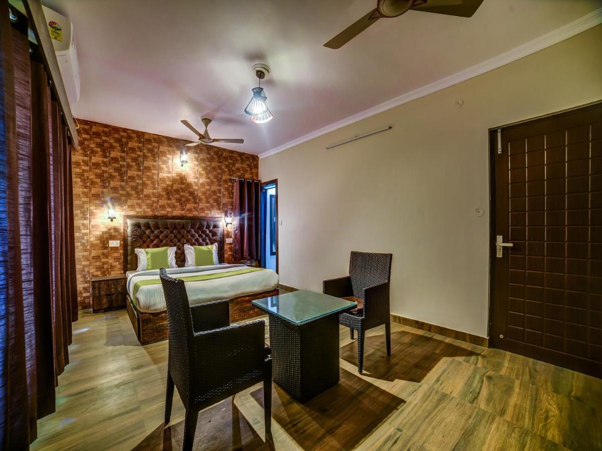 Sahastradhara Riverresort Ντεχραντούν Εξωτερικό φωτογραφία